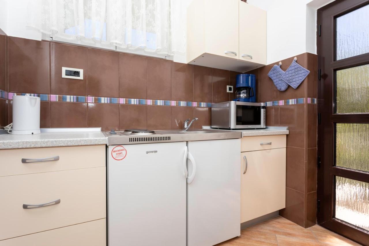 Hana Apartment