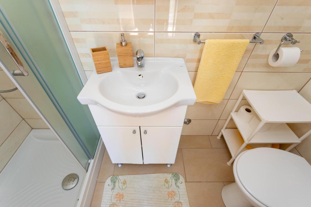 Hana Apartment Baska (Krk)